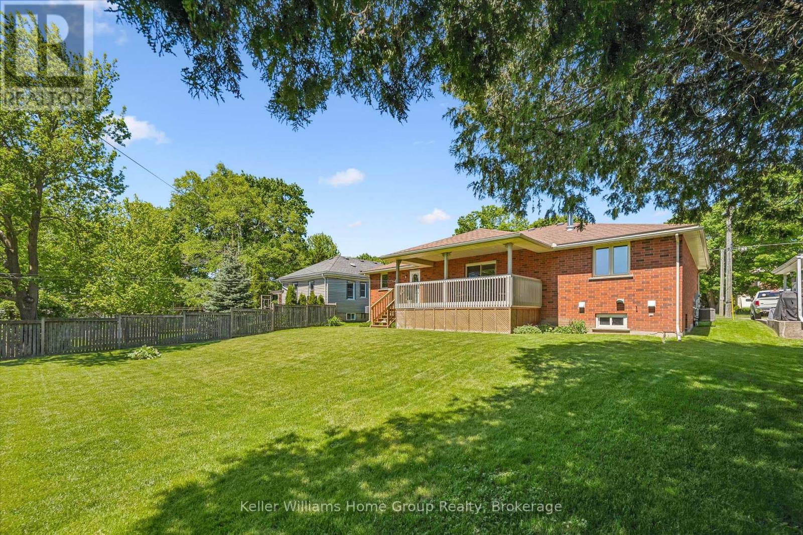 434 ST GEORGE STREET E - 27