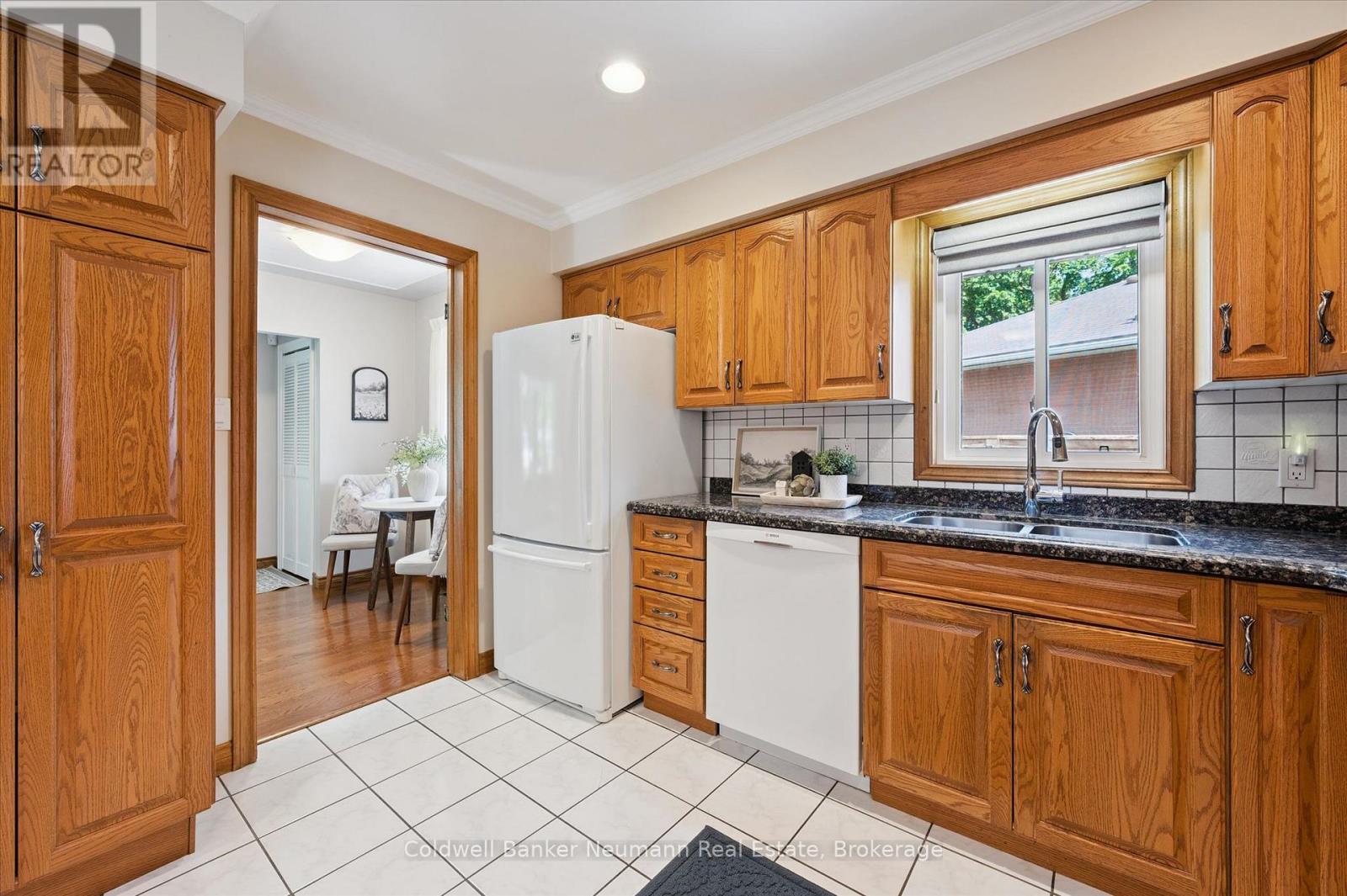 9 OTTAWA CRESCENT - 13