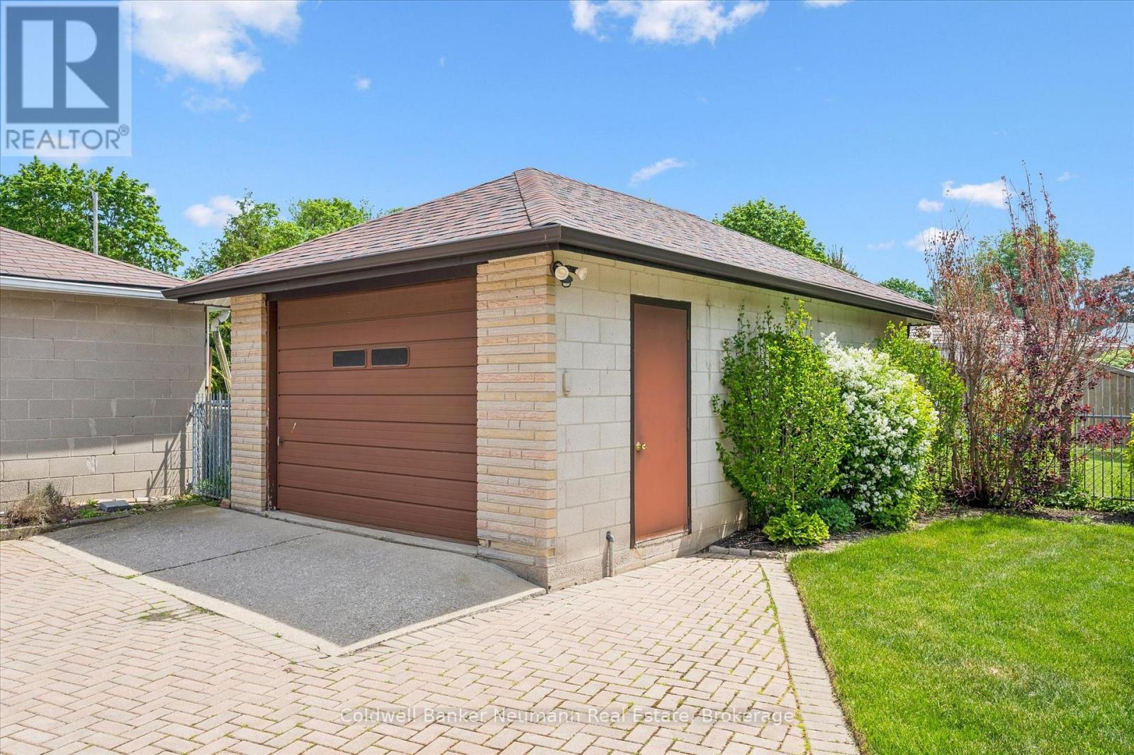 9 OTTAWA CRESCENT - 31