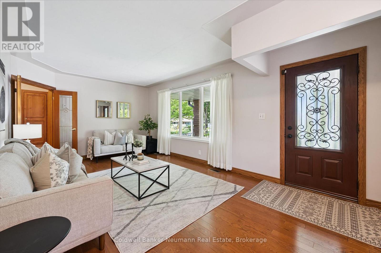 9 OTTAWA CRESCENT - 7