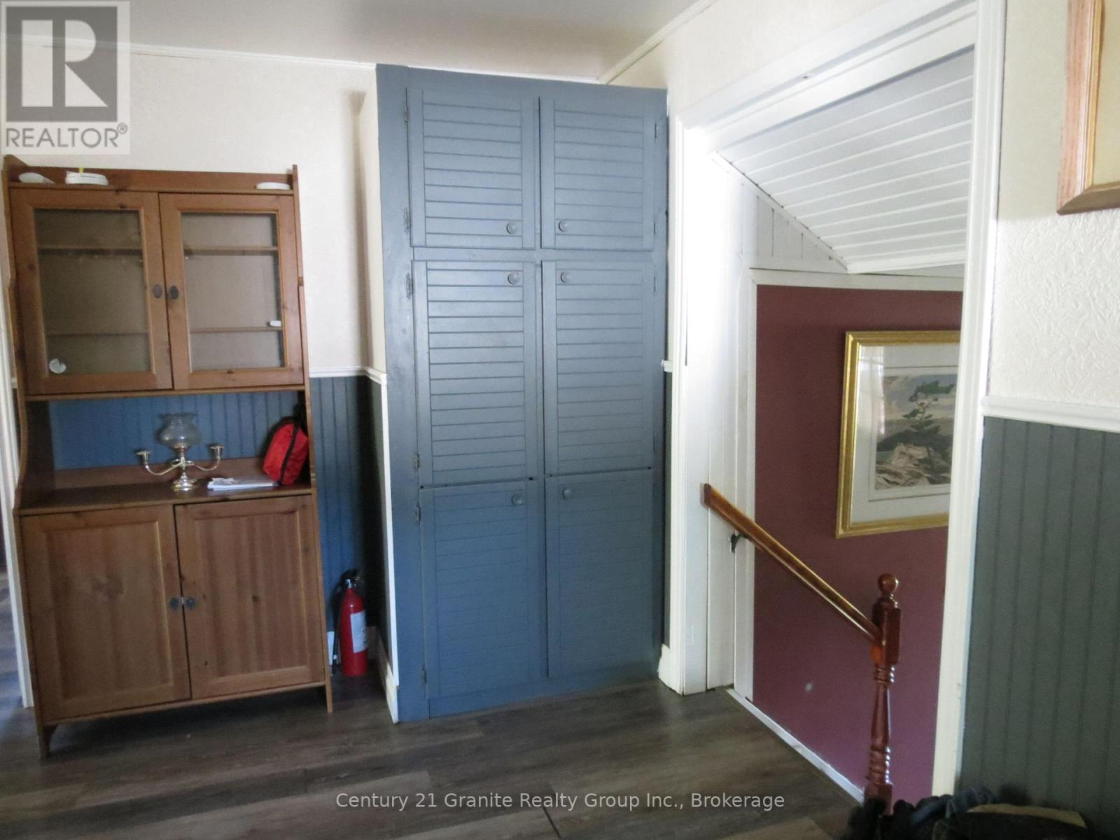 2315 LOOP ROAD - 13