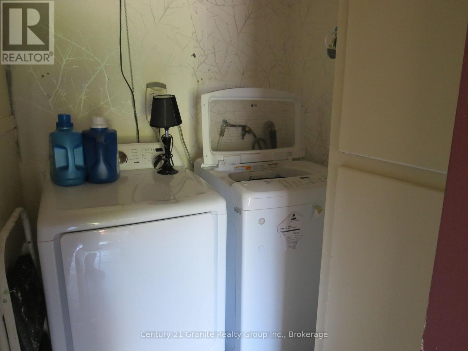 2315 LOOP ROAD - 6