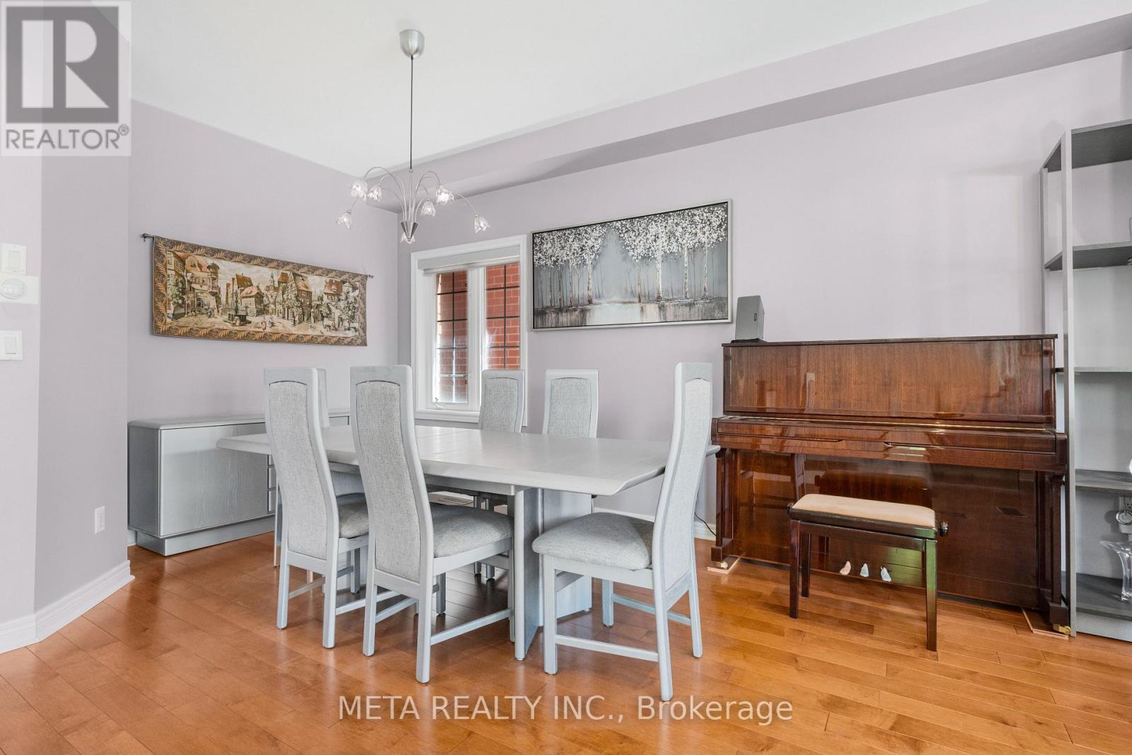 25 CRISPIN COURT - 7
