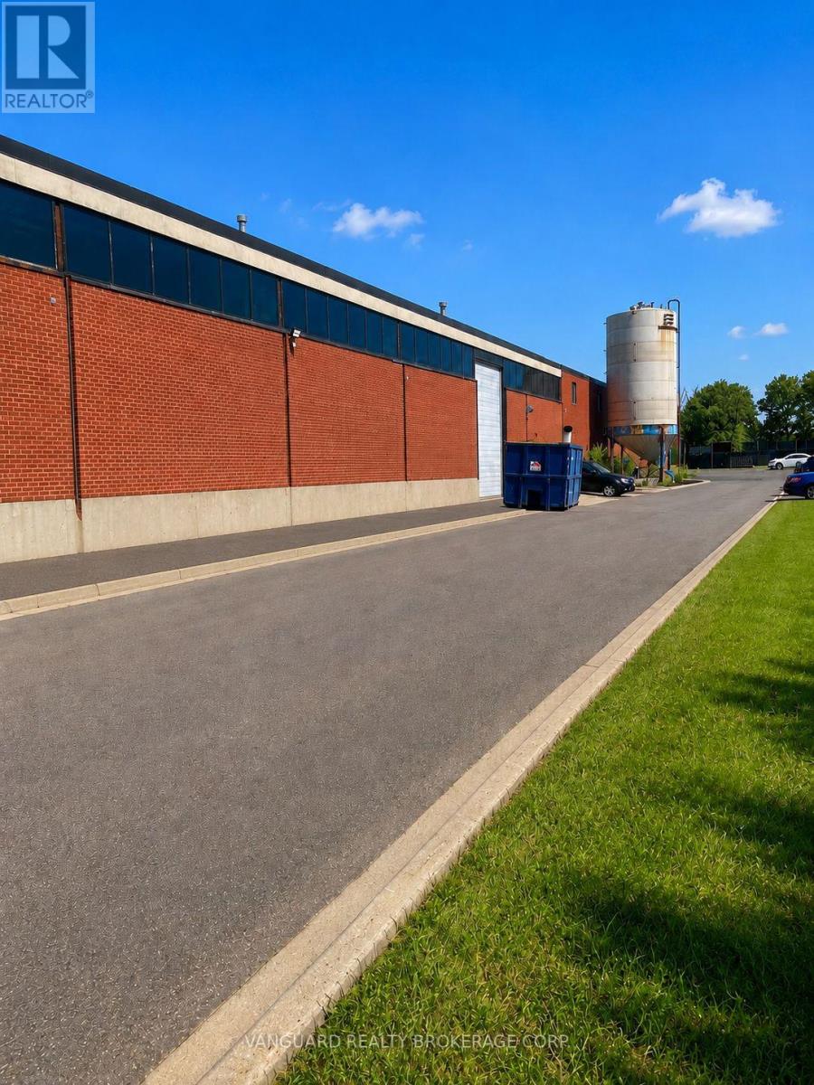 100 BRISBANE ROAD