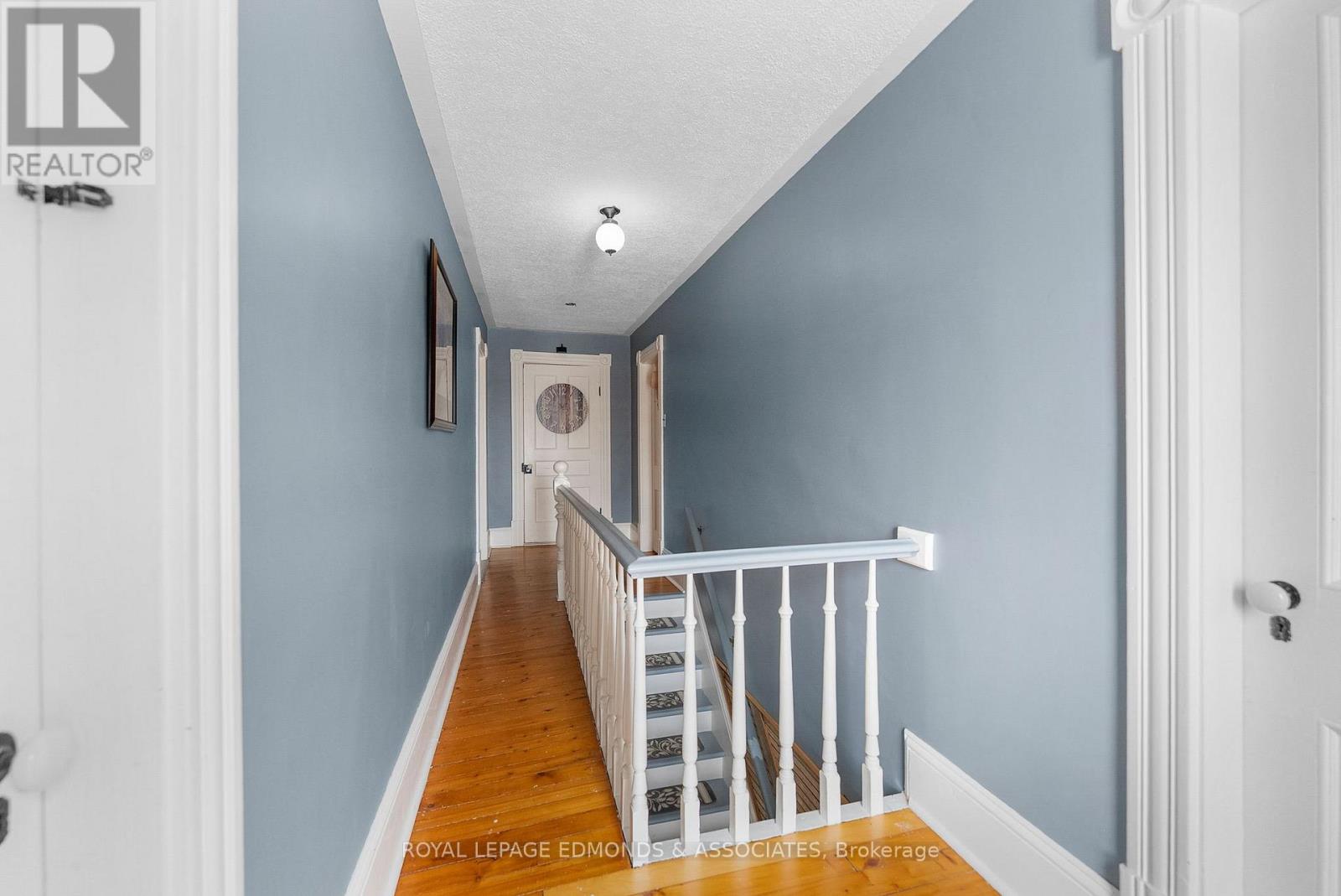 2061 KERR LINE - 29