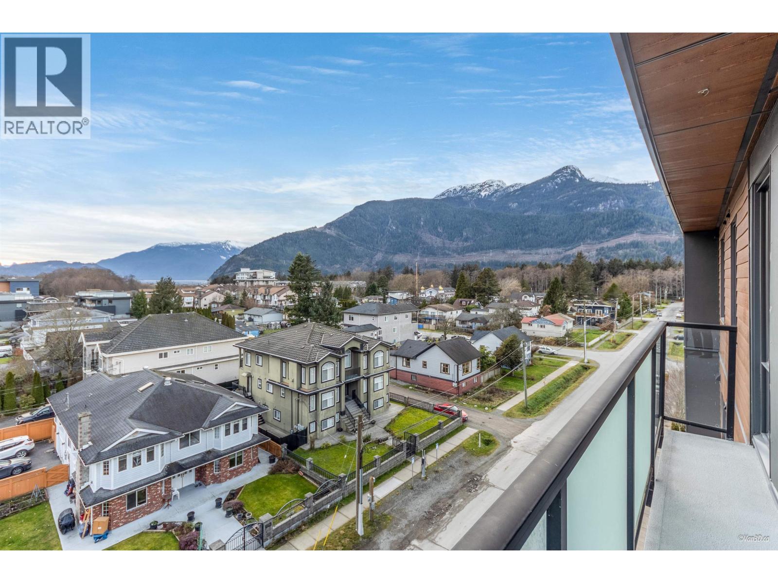 602 38013 THIRD AVENUE, Squamish