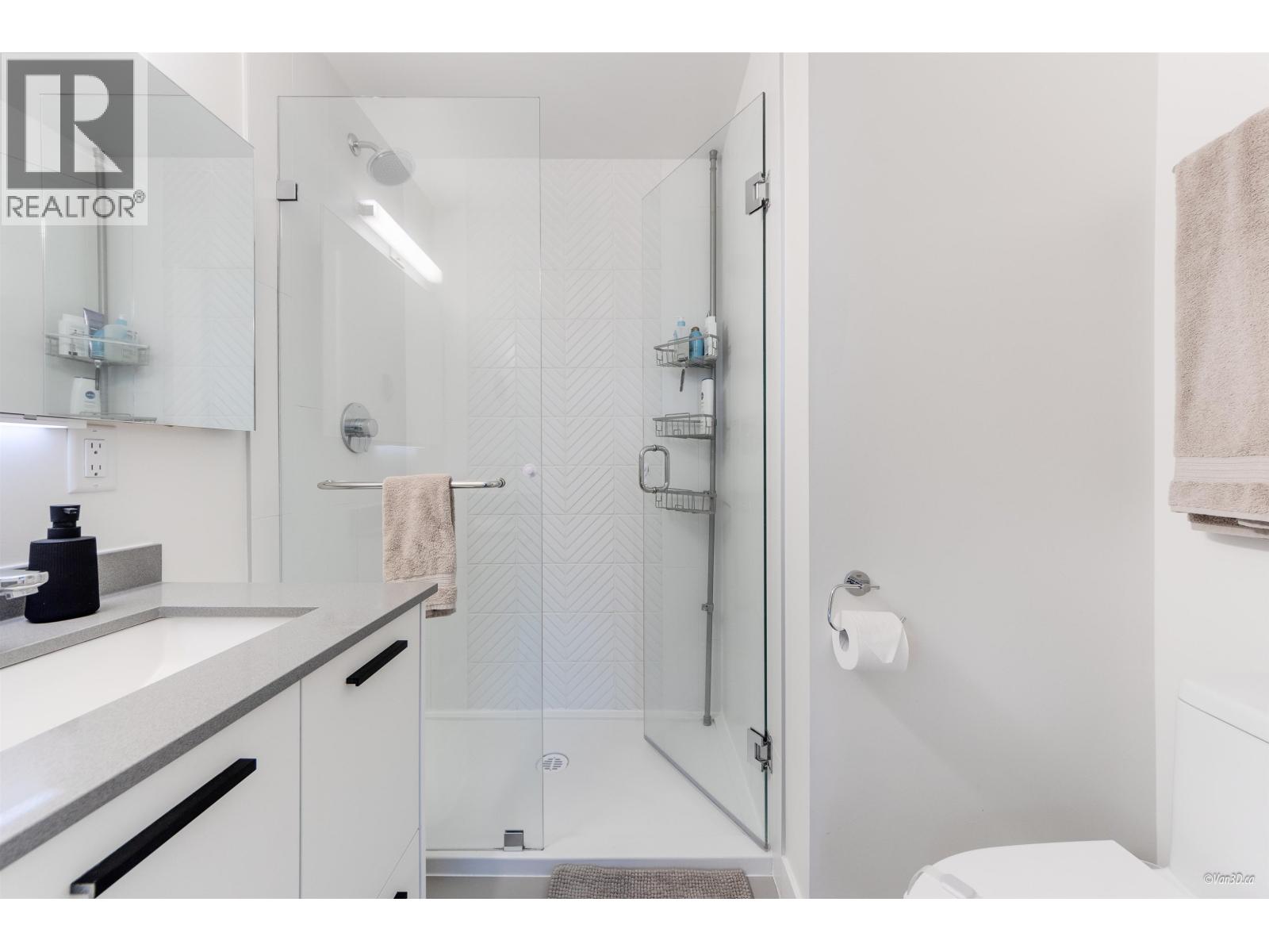 602 38013 THIRD AVENUE, Squamish