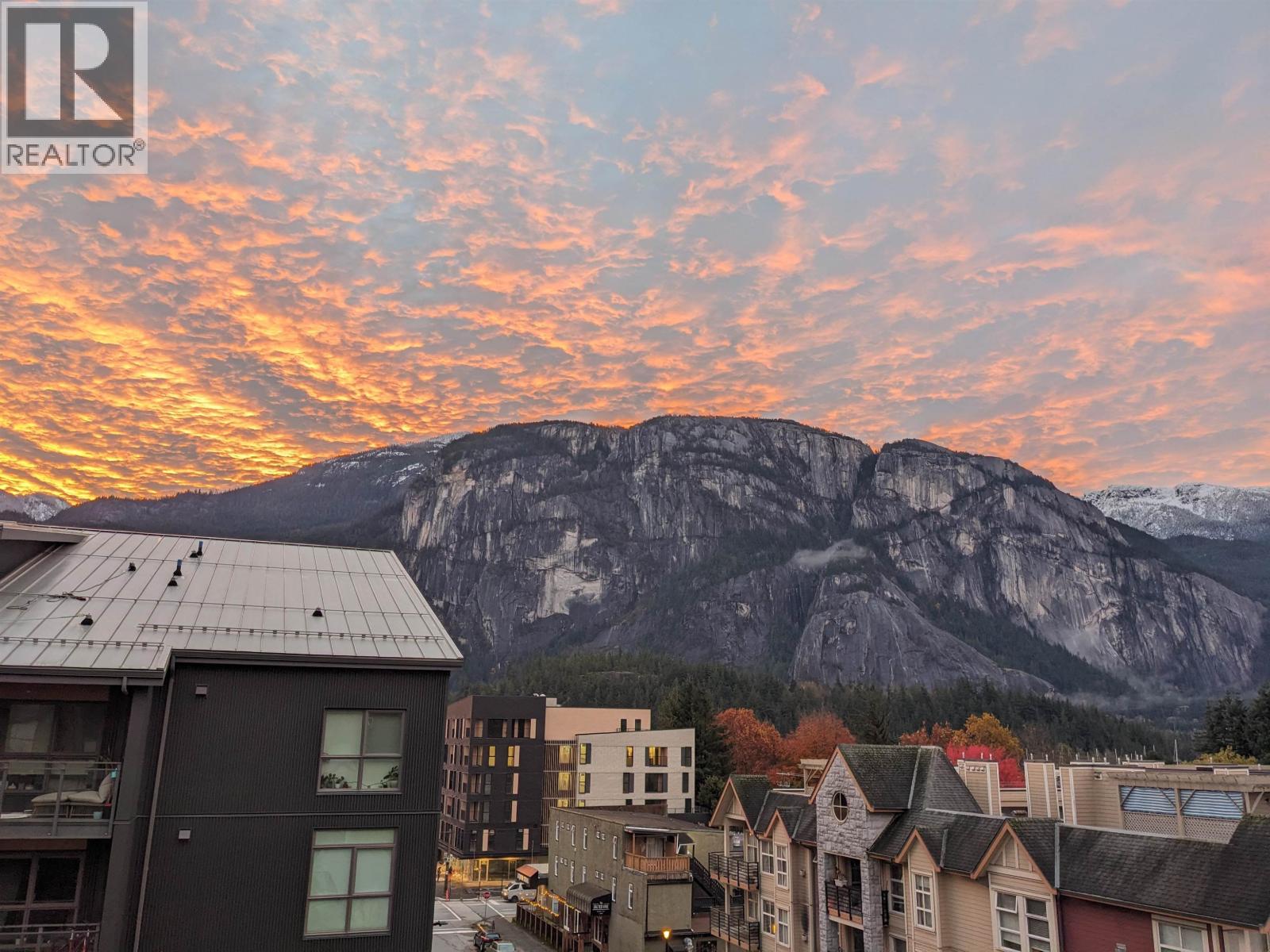602 38013 THIRD AVENUE, Squamish