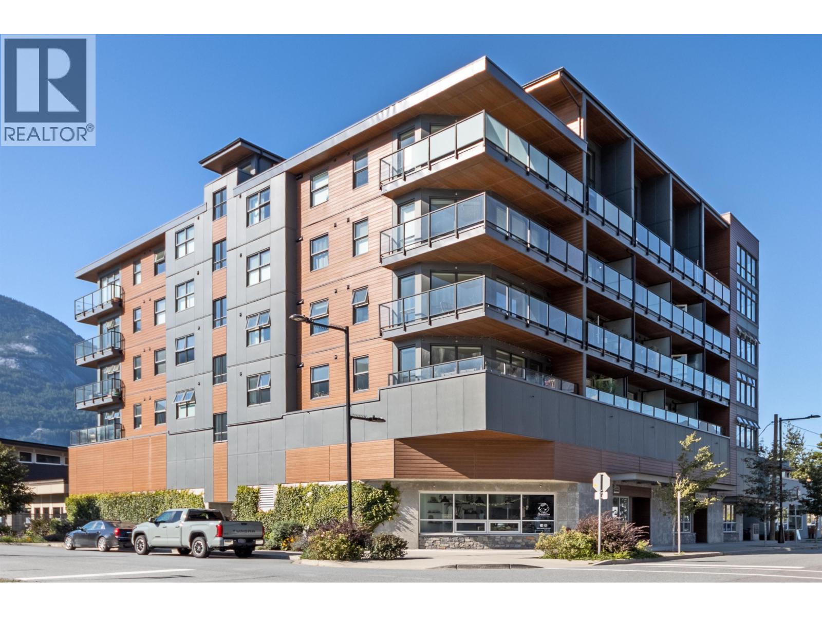 602 38013 THIRD AVENUE, Squamish