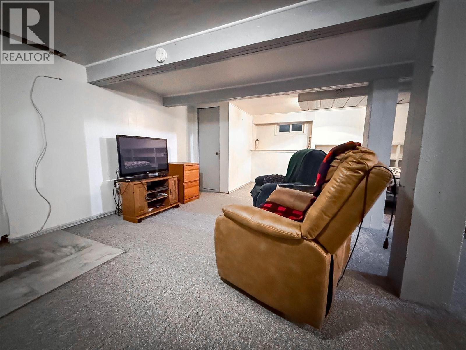510 10th Avenue - 37