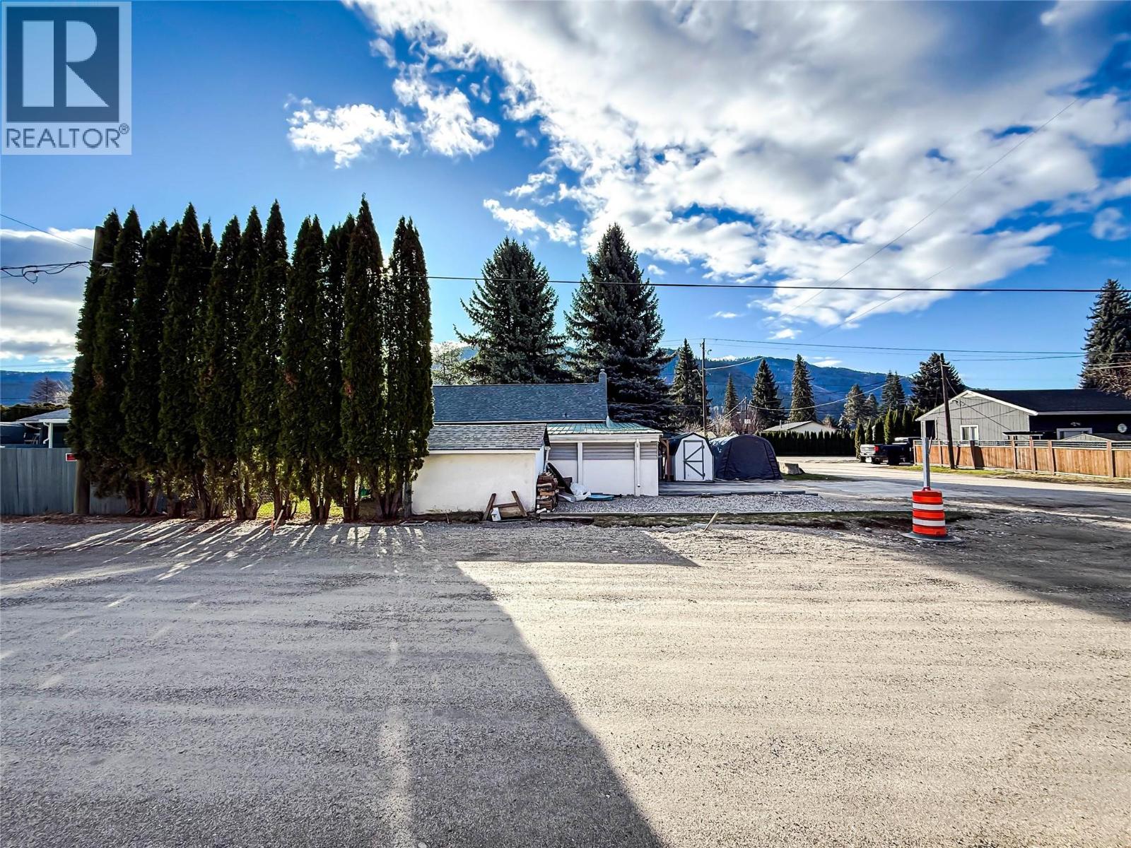 510 10th Avenue - 44