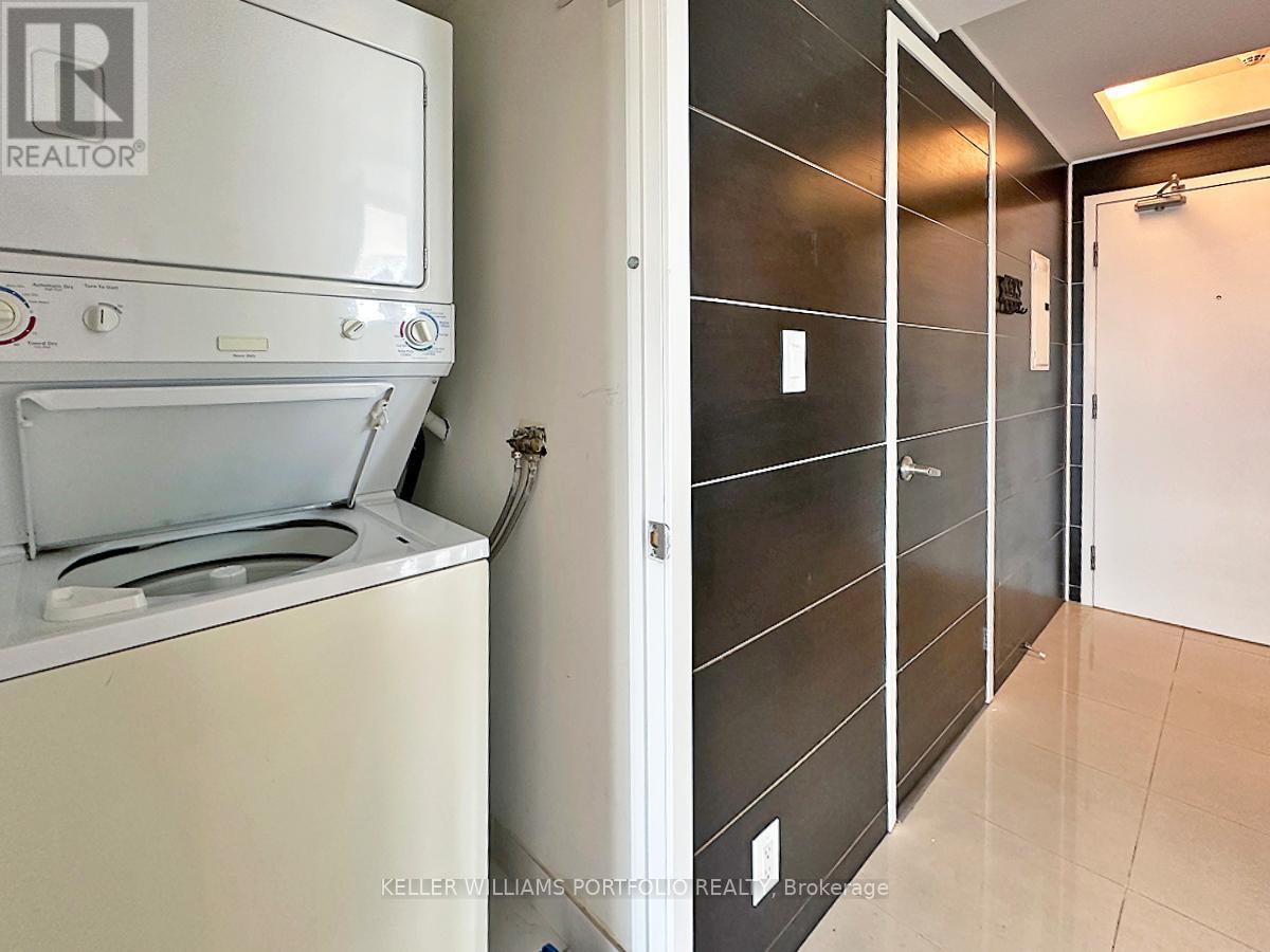 #1618 4K SPADINA AVENUE - 21