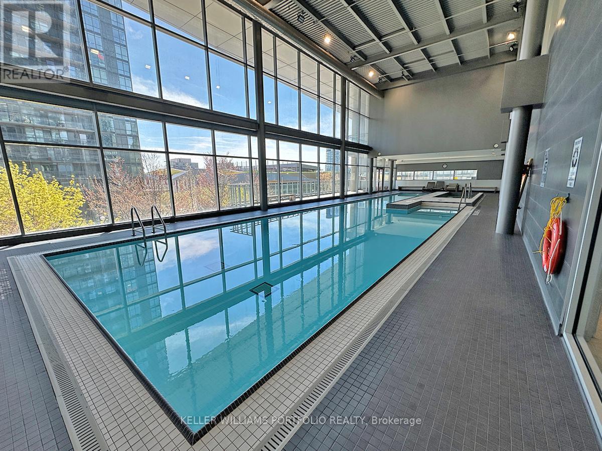 #1618 4K SPADINA AVENUE - 34