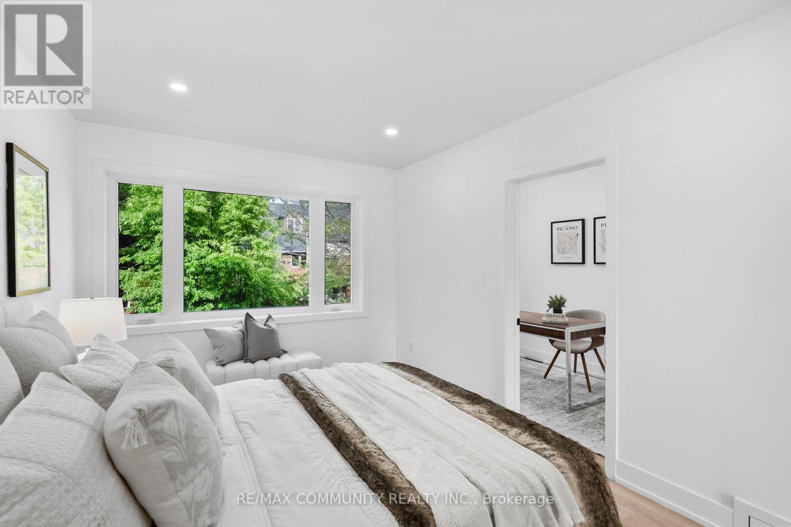 340 ALBANY AVENUE - 26