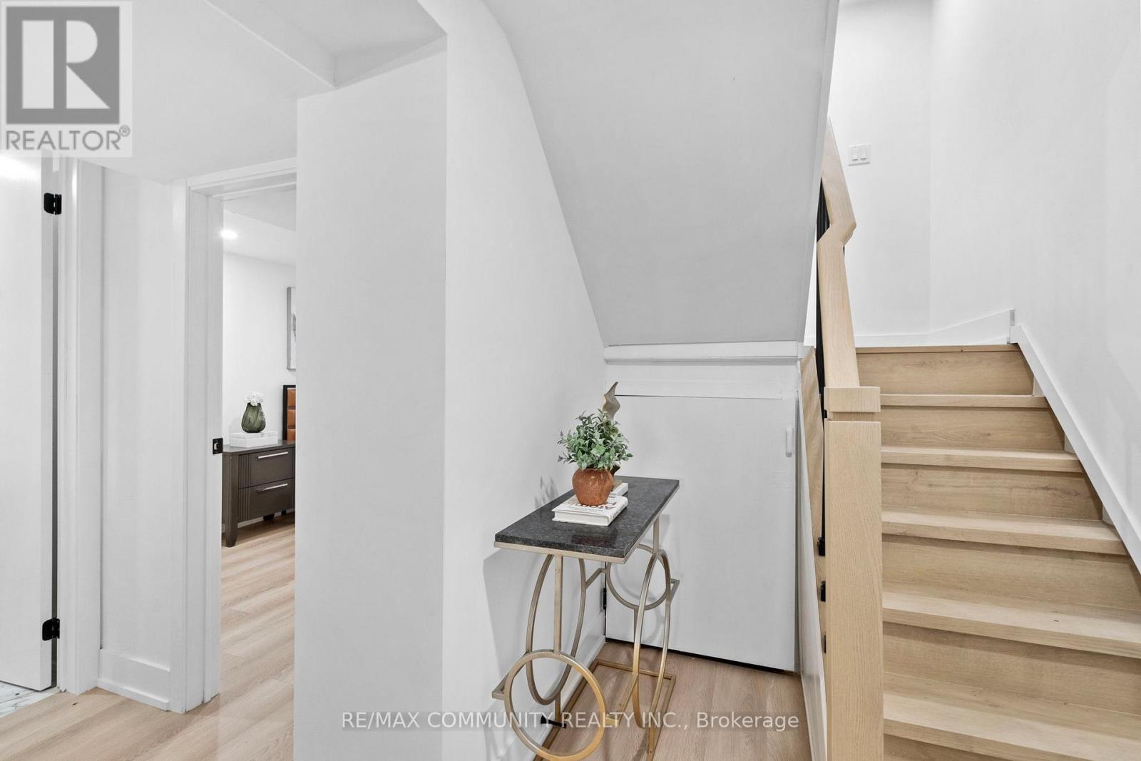 340 ALBANY AVENUE - 35