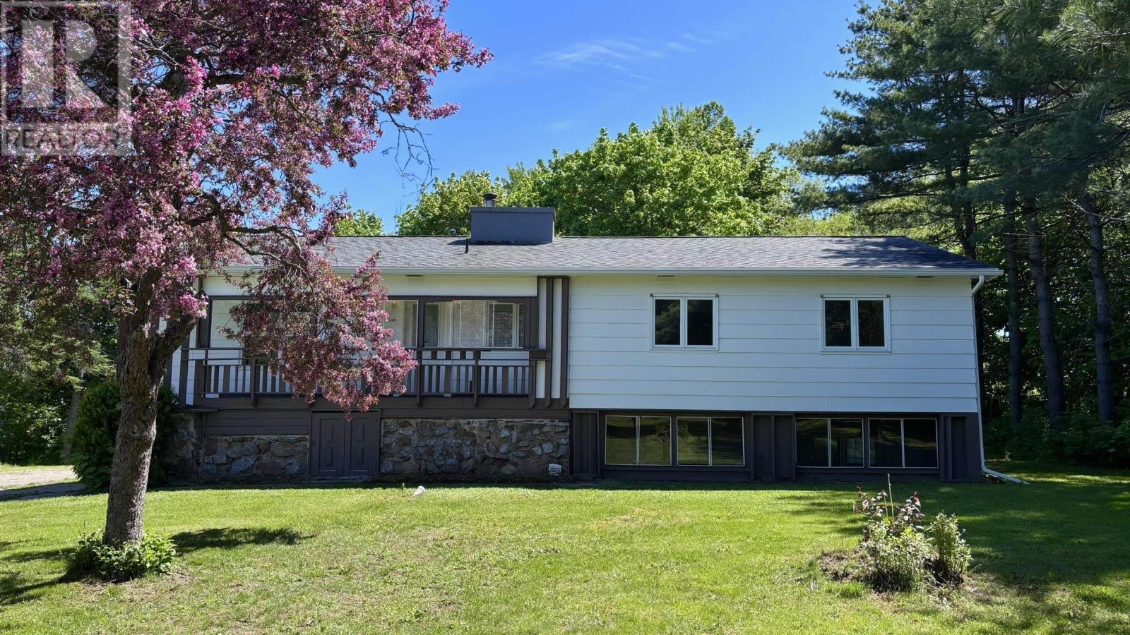 160 Brown Street - 39
