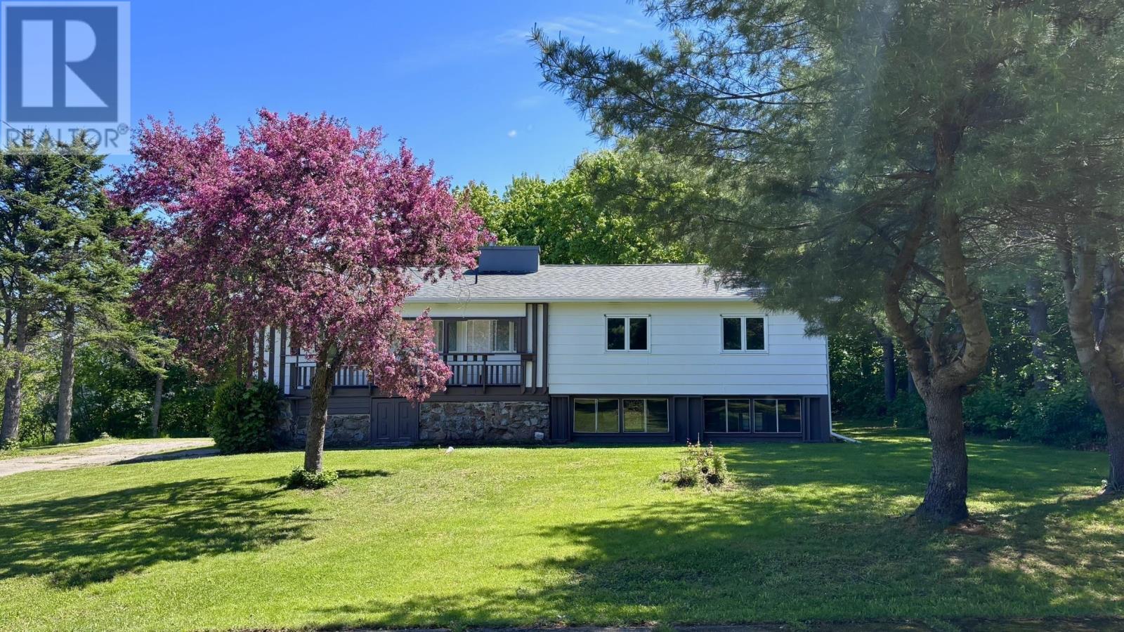 160 Brown Street - 1