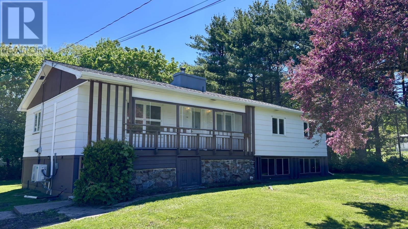 160 Brown Street - 5