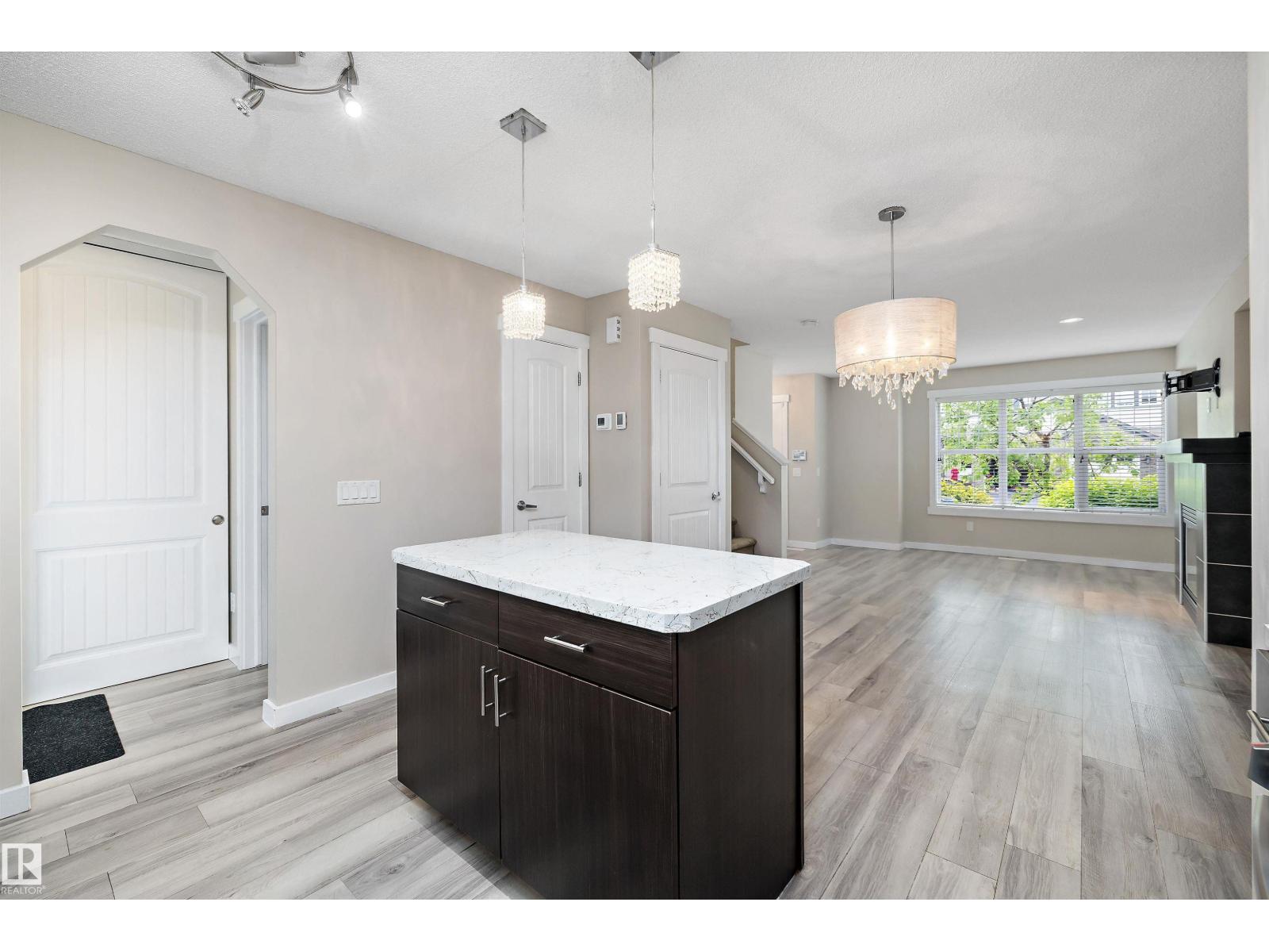 2914 18A AV NW - 14