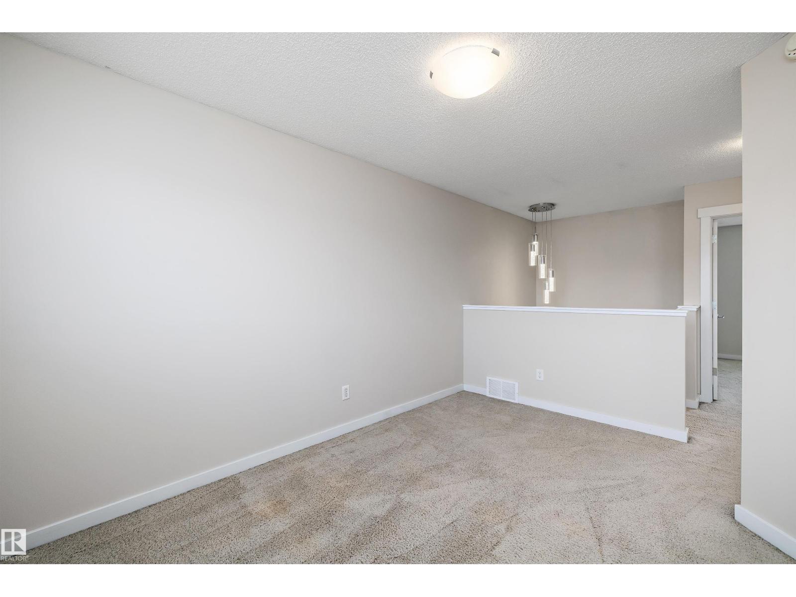 2914 18A AV NW - 19