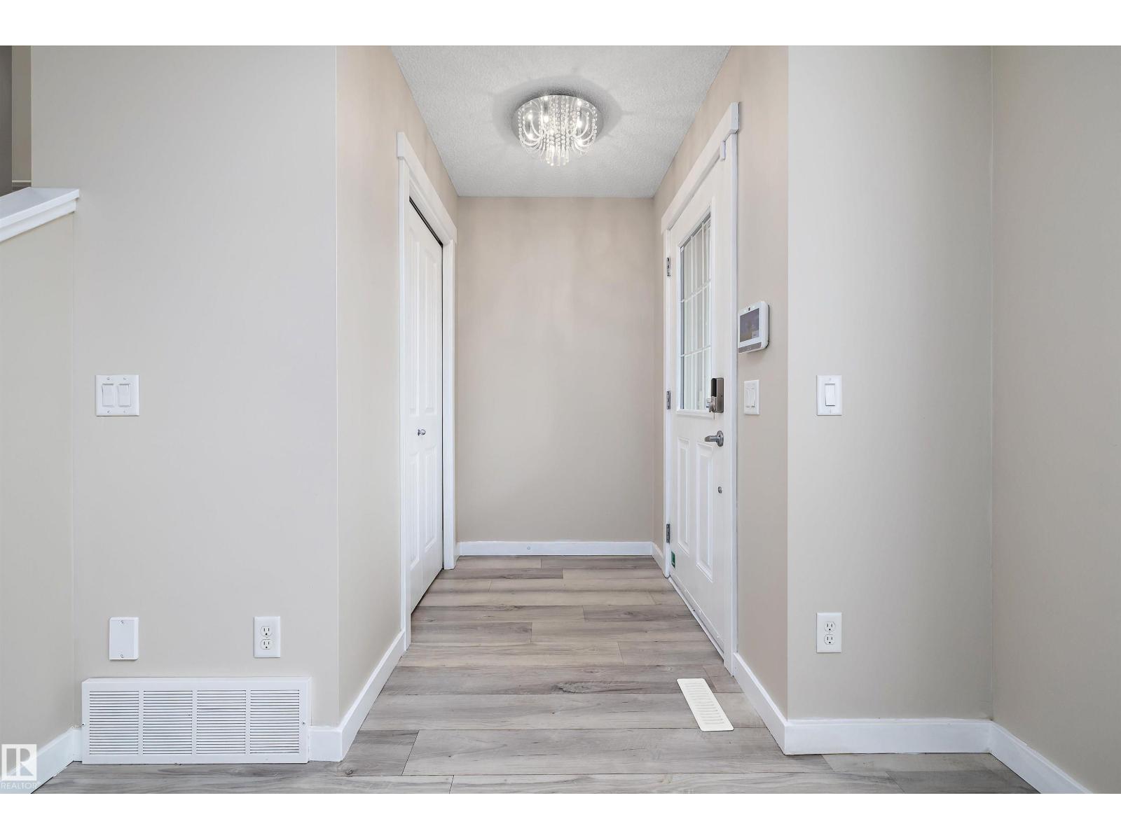 2914 18A AV NW - 2