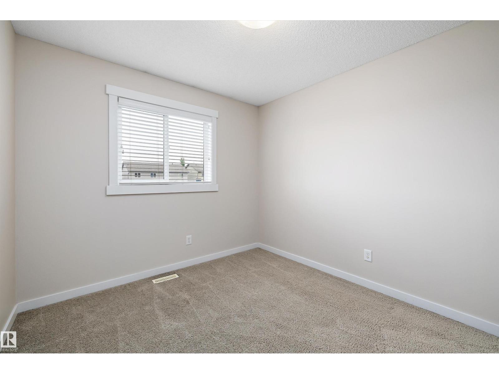 2914 18A AV NW - 24