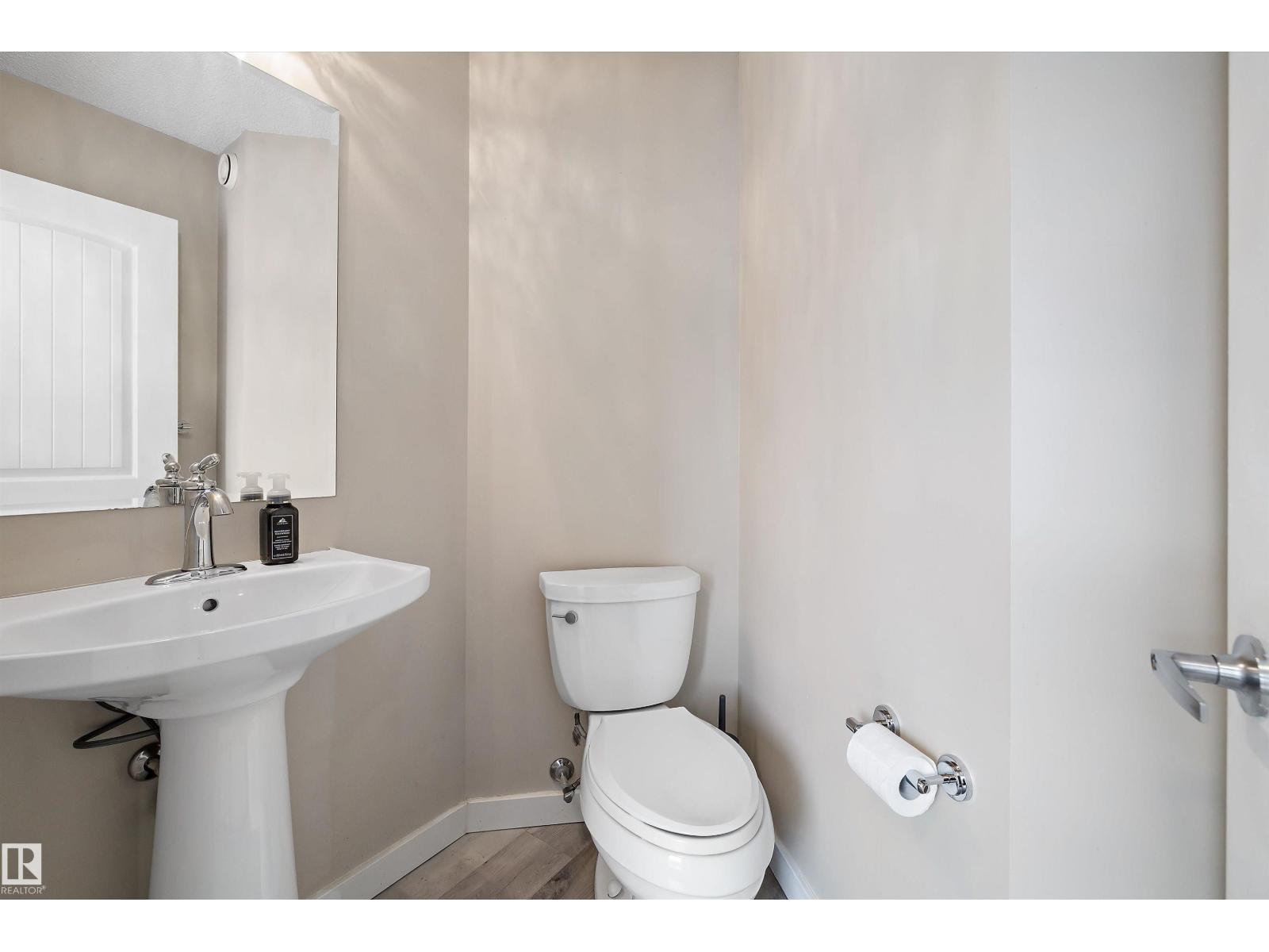 2914 18A AV NW - 30