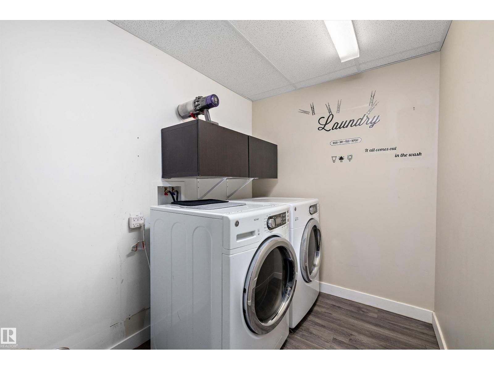 2914 18A AV NW - 35