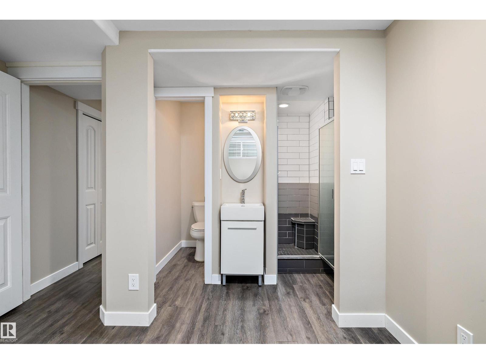 2914 18A AV NW - 39