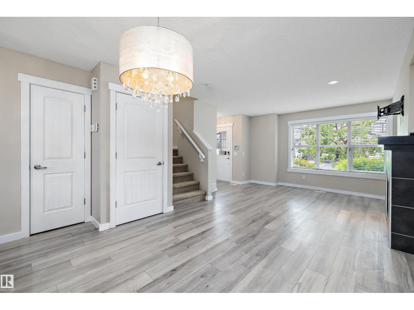 2914 18A AV NW - 7