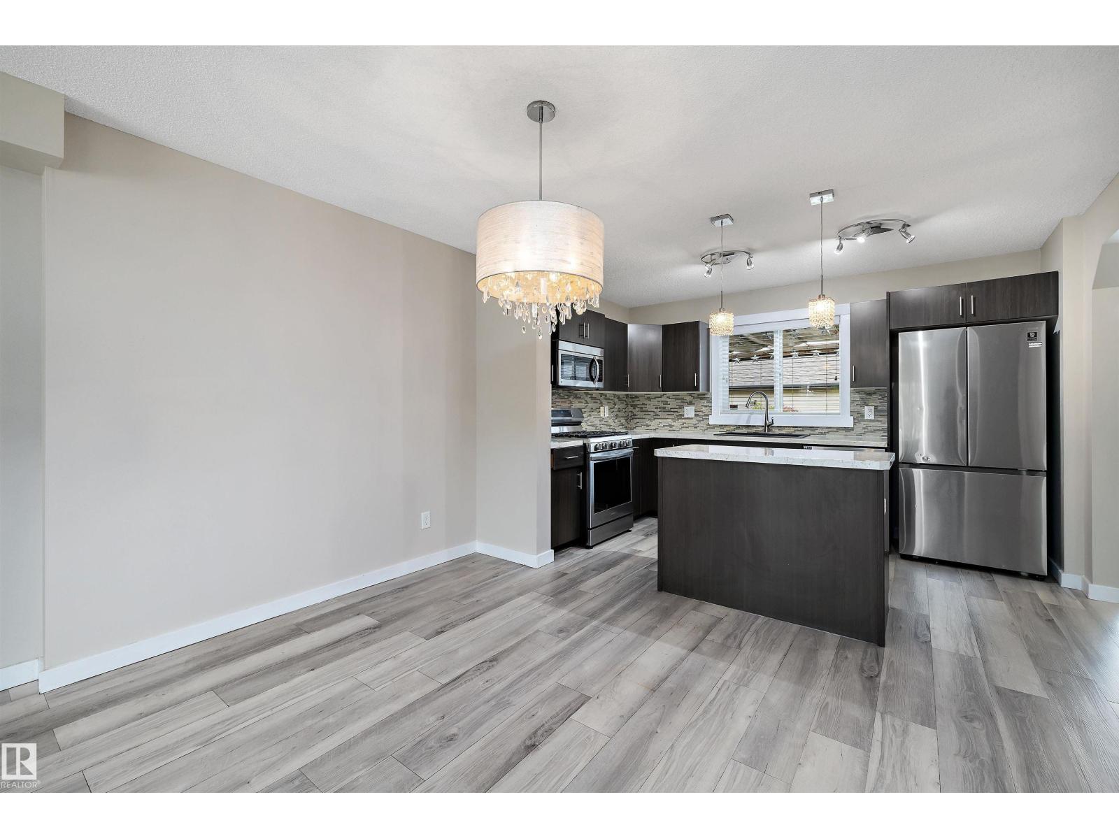 2914 18A AV NW - 8