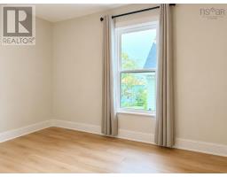 52 Rupert Street, Amherst, NS B4H3R6 Photo 42
