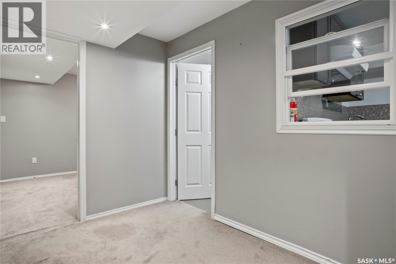 4651 Sherlock DRIVE - 33