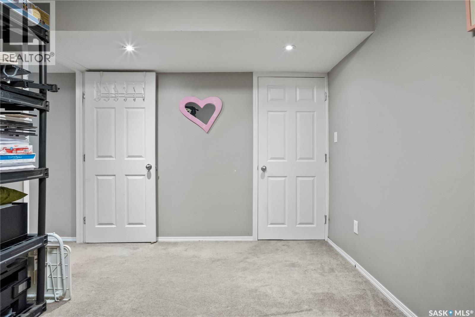 4651 Sherlock DRIVE - 34