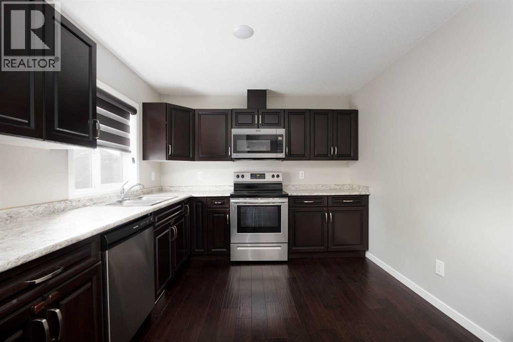 120 Warren Way, Fort McMurray