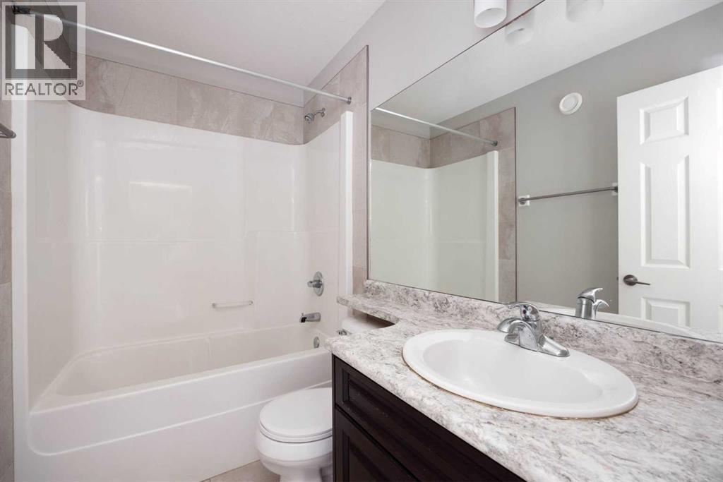 120 Warren Way, Fort McMurray