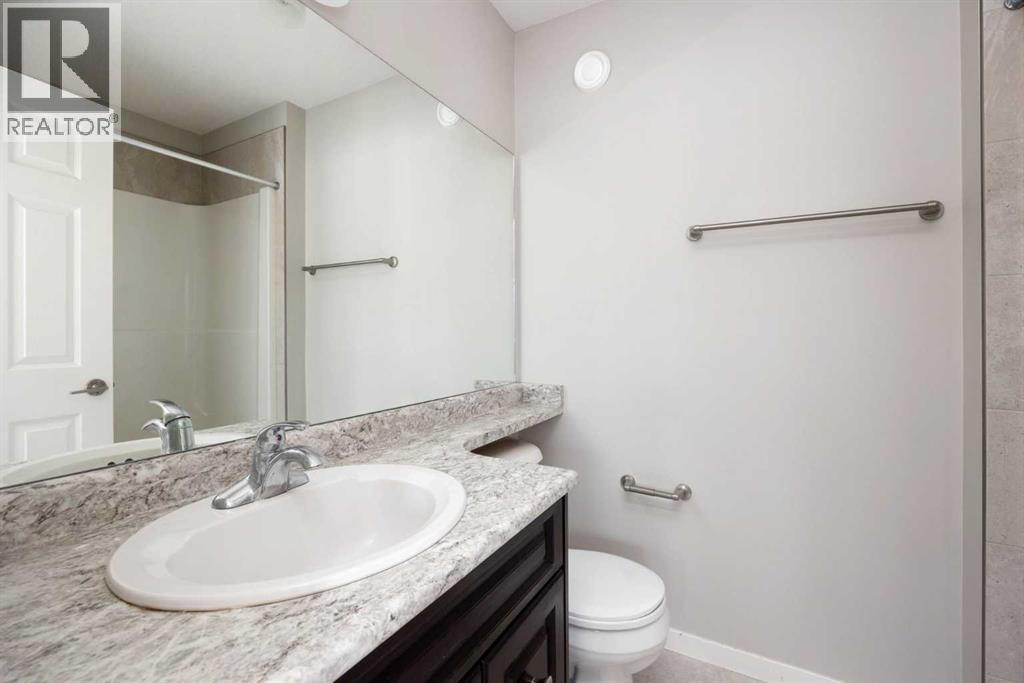 120 Warren Way, Fort McMurray