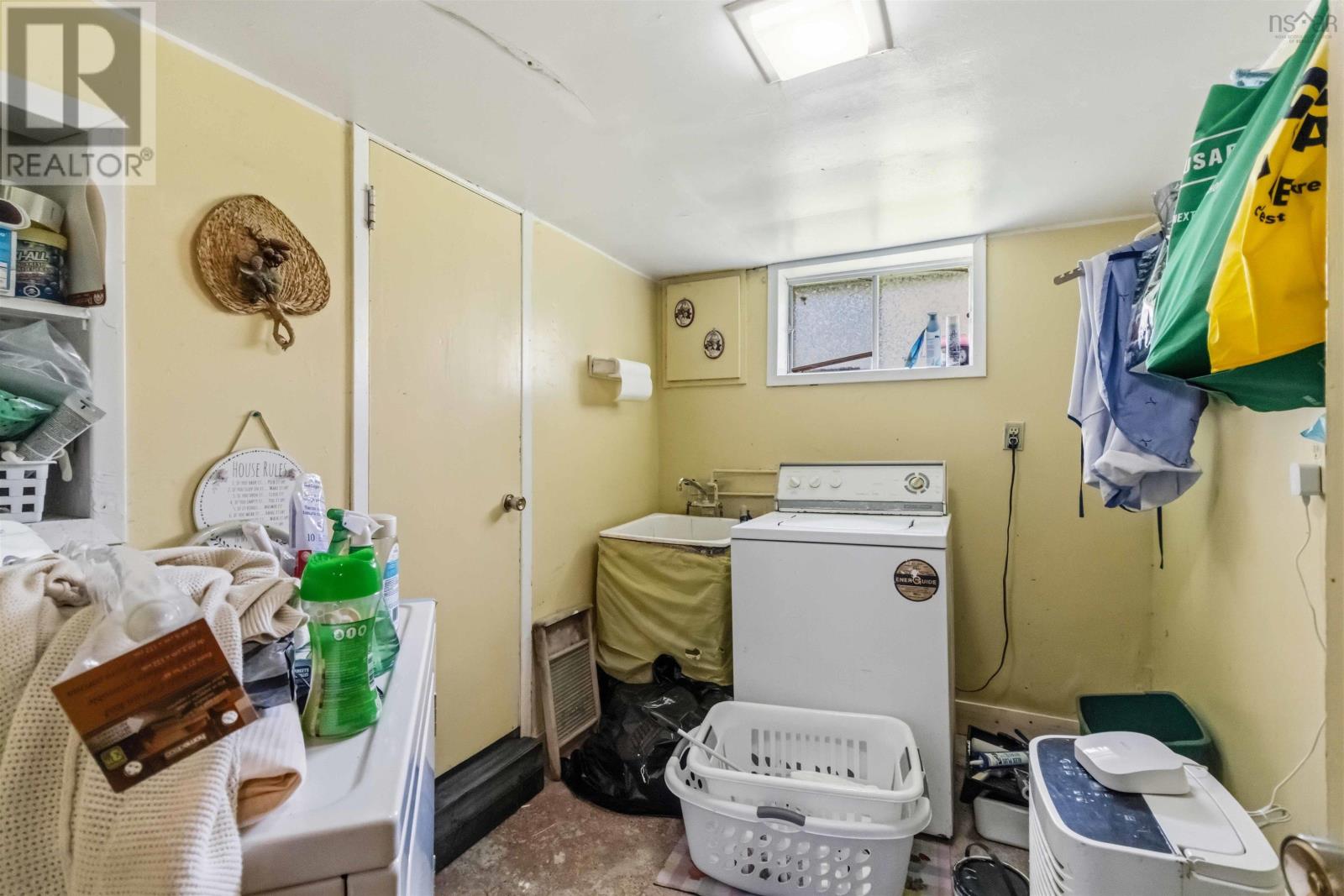 Property 26 of 38 of 3400 Connaught Avenue