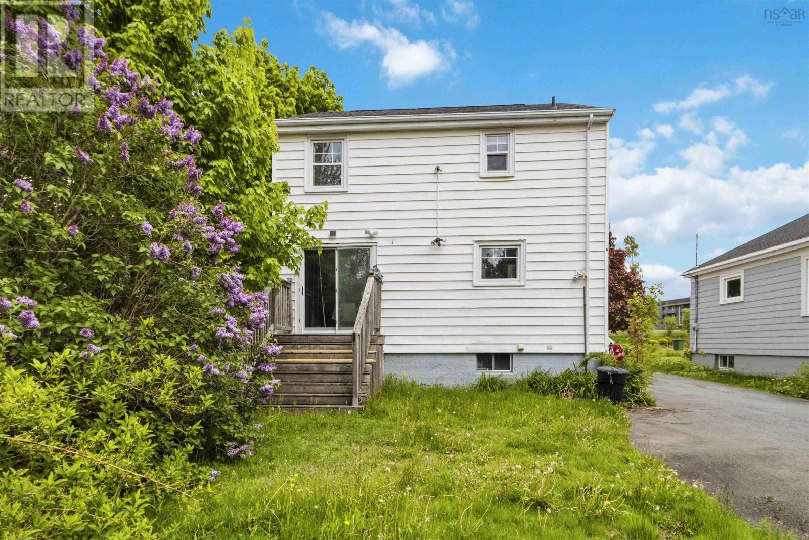 3400 Connaught Avenue - 38