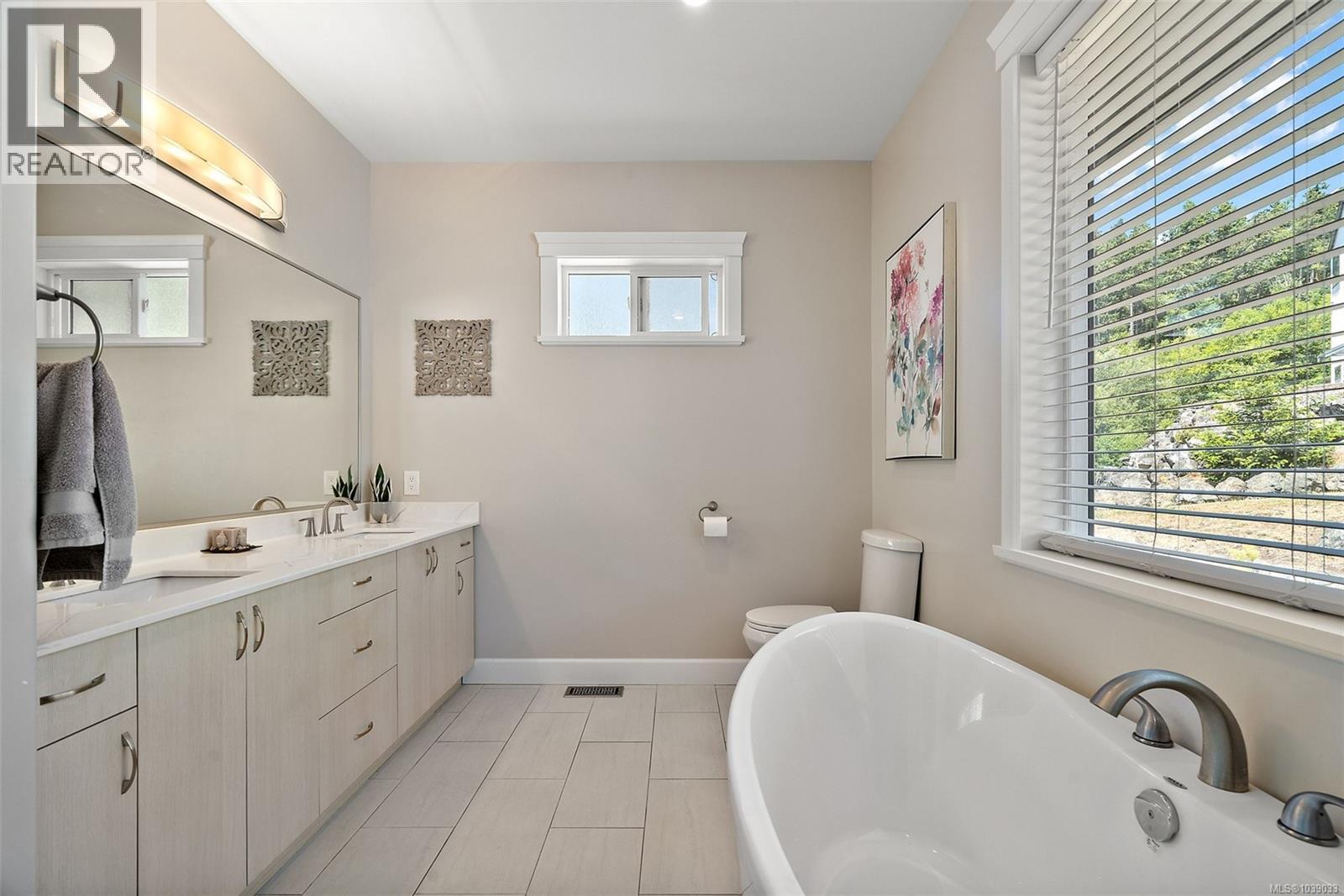  460 Pelican Drive, Colwood