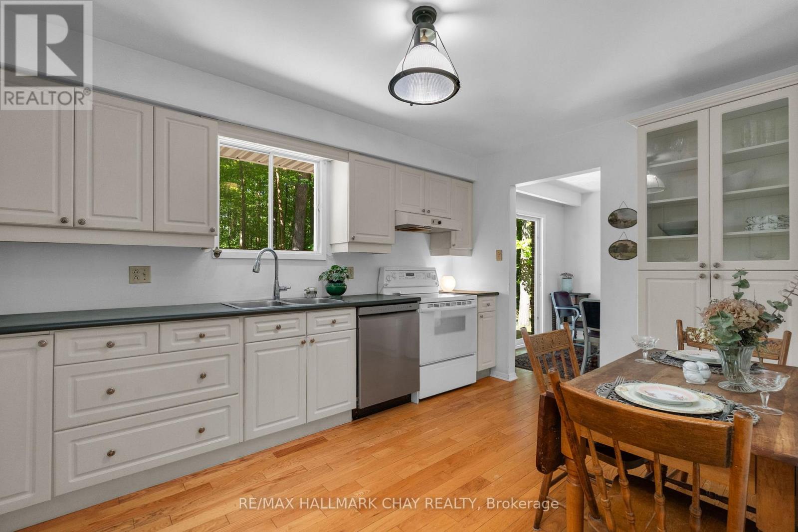 3724 WHITECAP DRIVE - 11