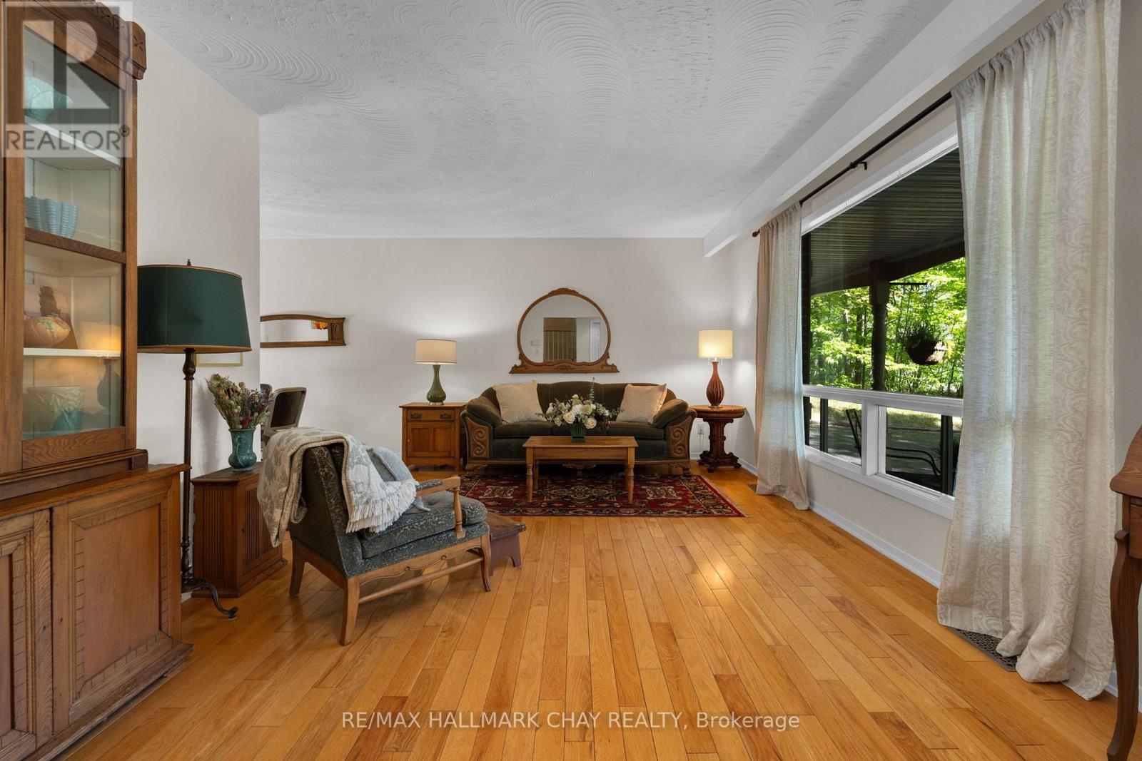 3724 WHITECAP DRIVE - 6