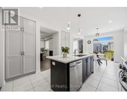 182 Silk Twist Drive, East Gwillimbury, ON L9N0V6 Photo 10