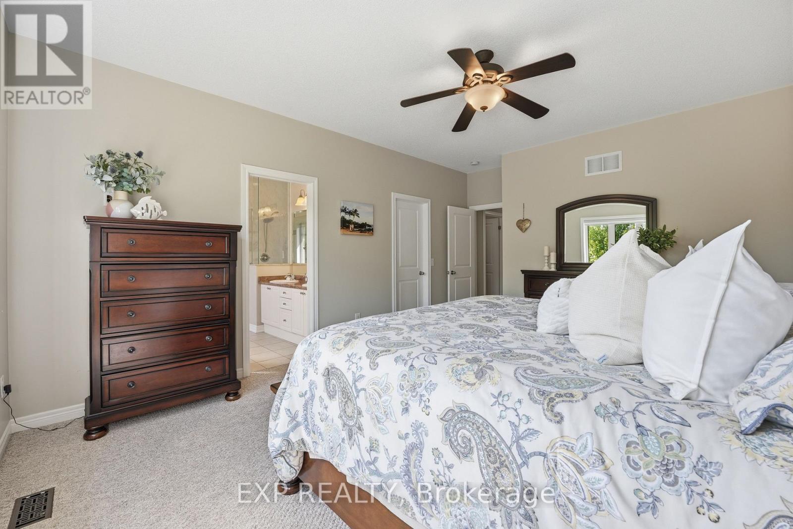 25 MANOR FOREST ROAD - 16