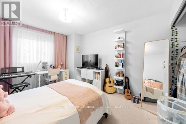 105 CARL TENNEN STREET - 23