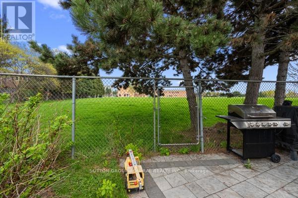 105 CARL TENNEN STREET - 32