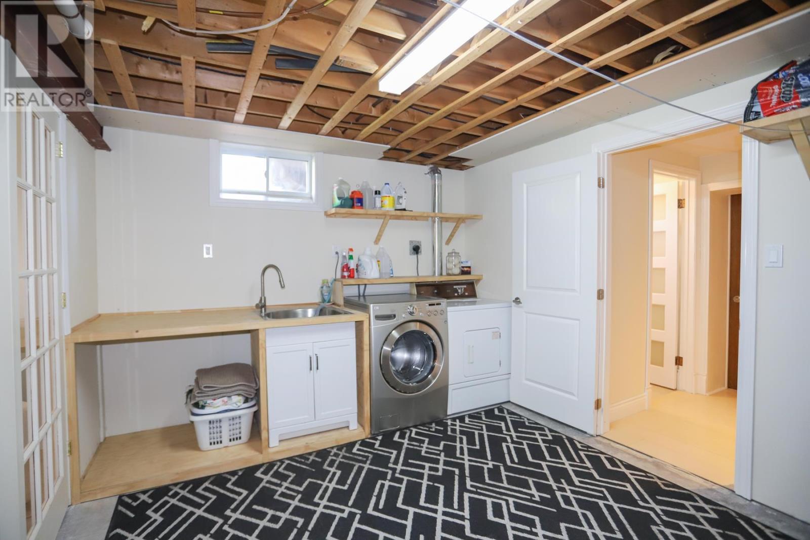 44 Woodhurst DR - 43