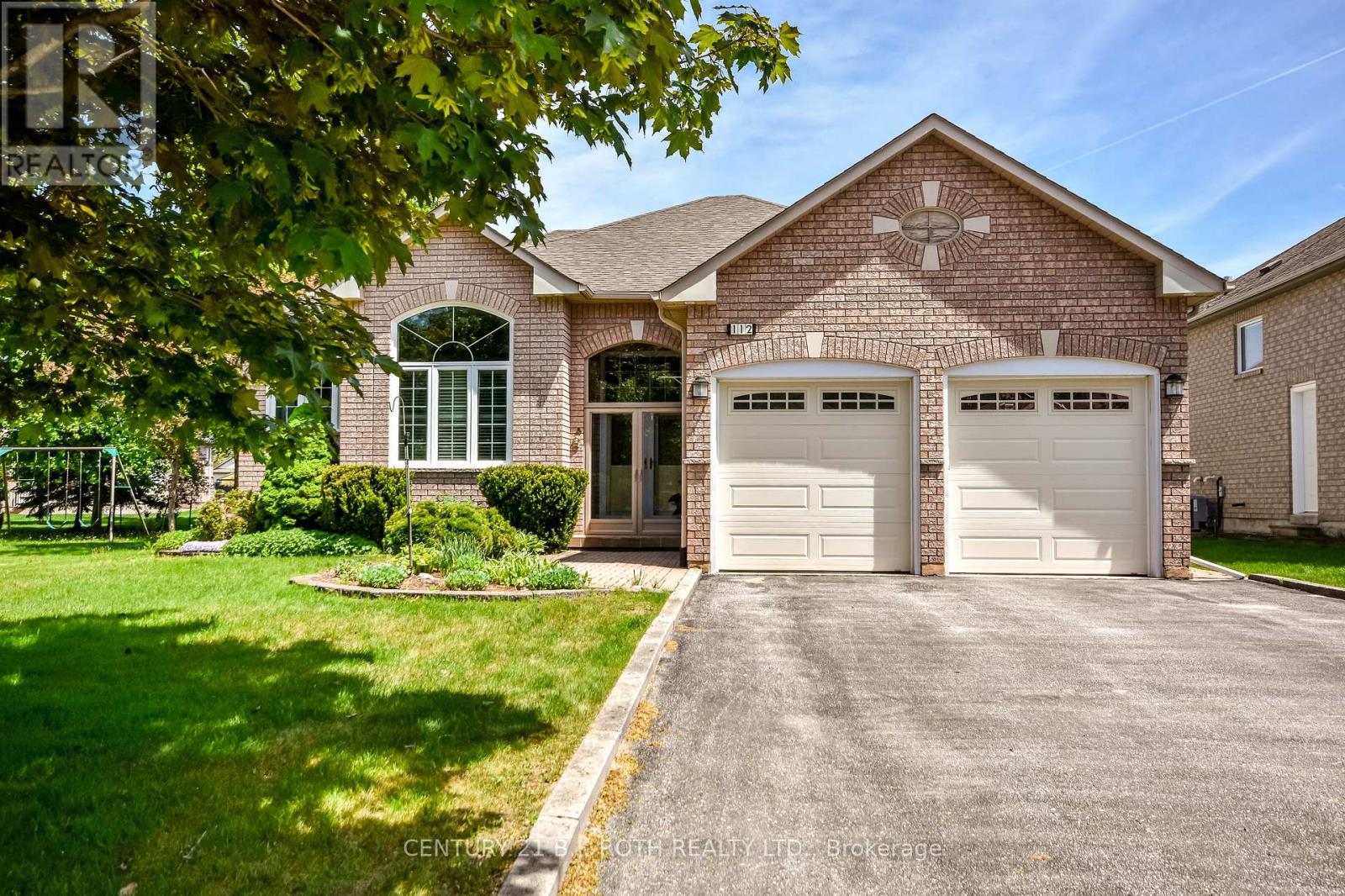 112 SILVER BIRCH AVENUE - 43