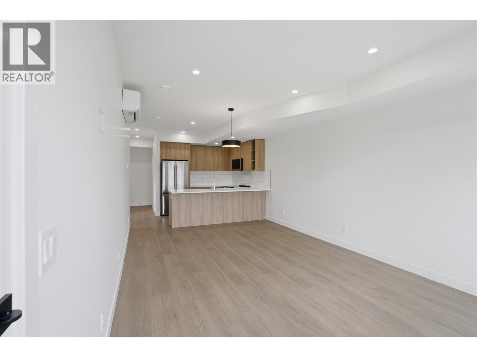 2245 Coldwater Drive - 72