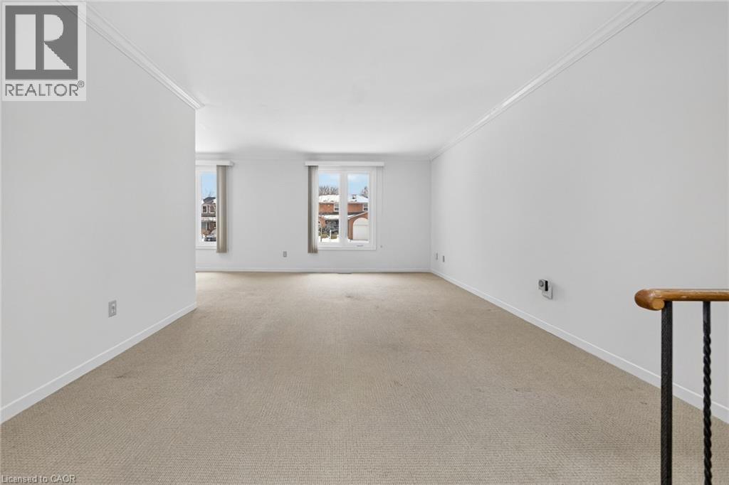 305 PINEGROVE Road - 13